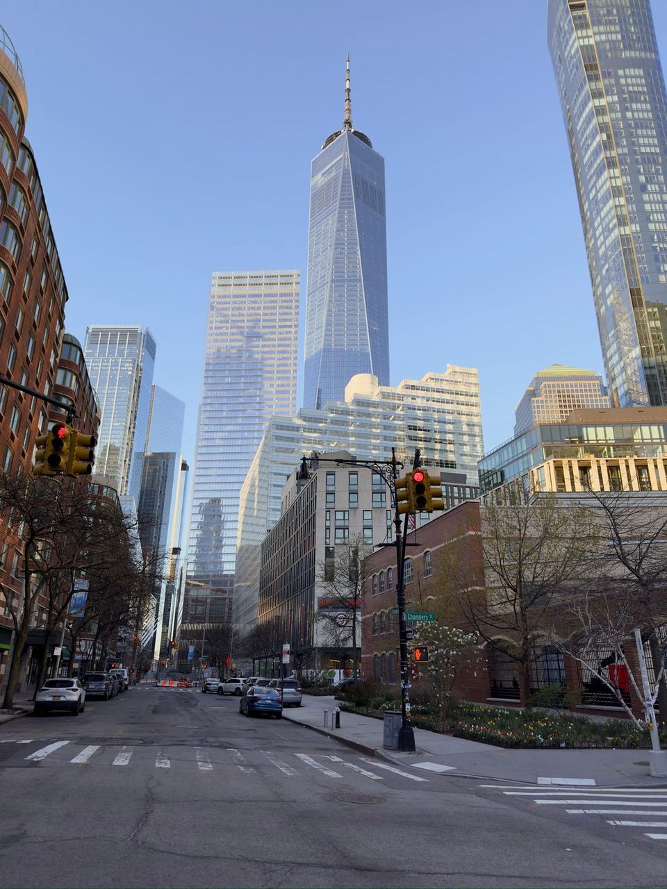 One World Trade Center over Chambers Street with red traffic lights